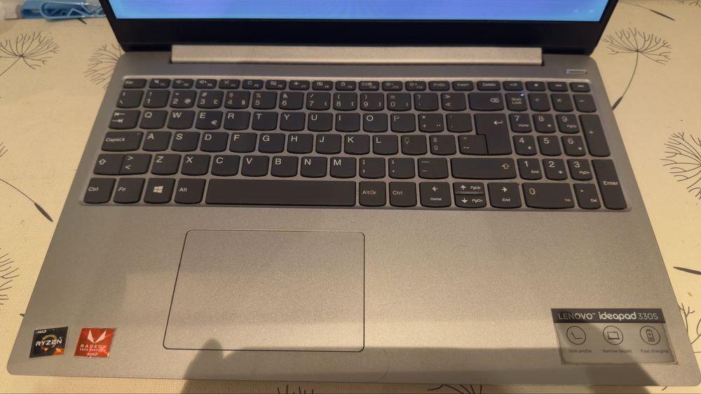 Portatil Lenovo ideapad 330S