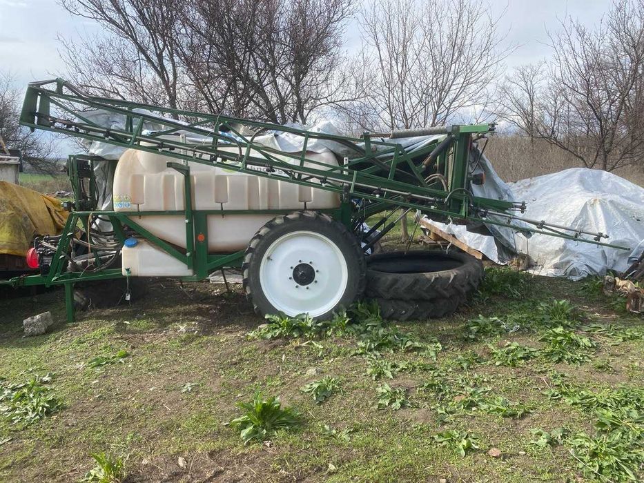Продам оприскувач причіпний Profi-21