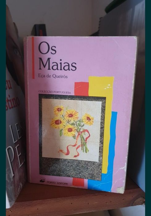 Livro Os Maias c/ portes de envio.