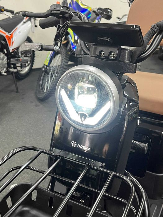 Електротрайк Nisa MIDI Максимальна потужність	2000 Вт