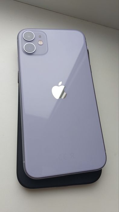 Продам iPhone 11 128
