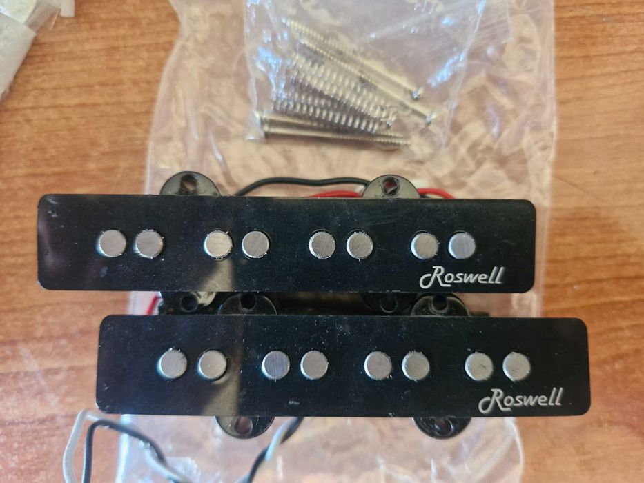 Pedal MOOER 002 UKGold900+Pickup Bass JB Roswell