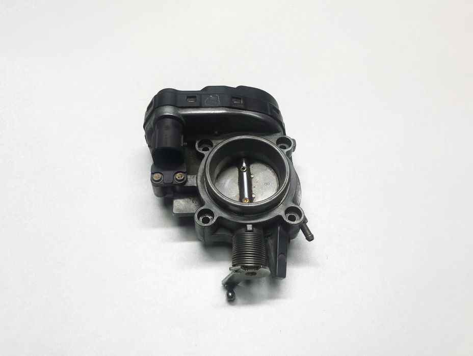Дросельна заслінка Mercedes W202. S202. W210. S210. W163. C208 - 2.0