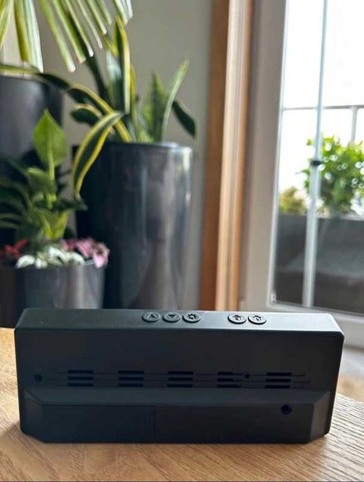 Relógio Despertador LED - Cor: Preto