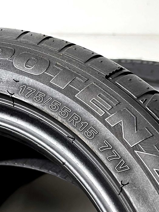 Pneus Bridgestone Potenza RE050A - 175/55/15 - Como NOVOS