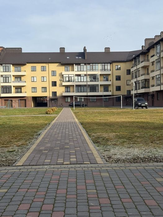 Продається двох-кімнатна квартира