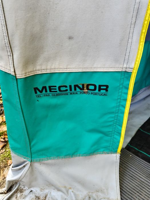 Vendo atrelado tenda