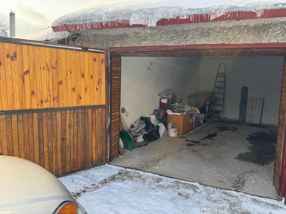 Гараж с електрикою Вишенька, р-н ЖК "Лісопарковий"