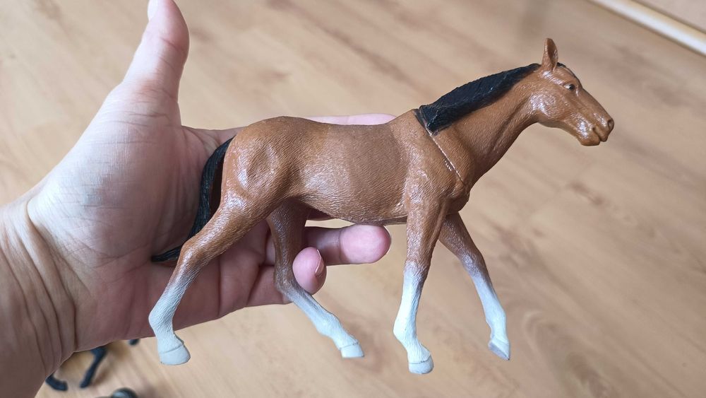 Koń schleich i collecta