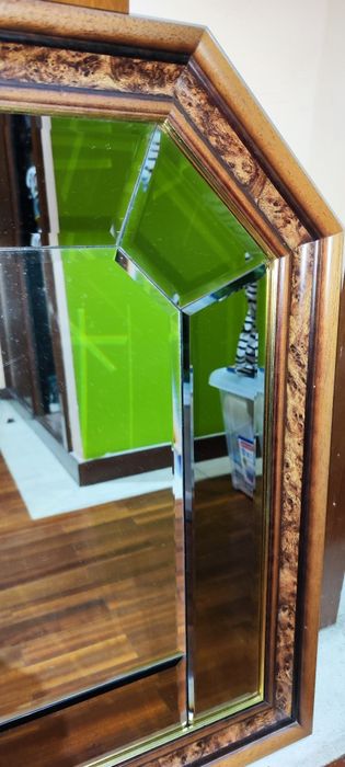 Espelho como novo com caixilho em madeira