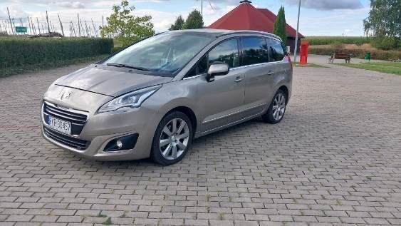 Peugeot 5008 Bardzo zadbany 1.2 pure tech 7 osób  panorama bogate wyposażenie