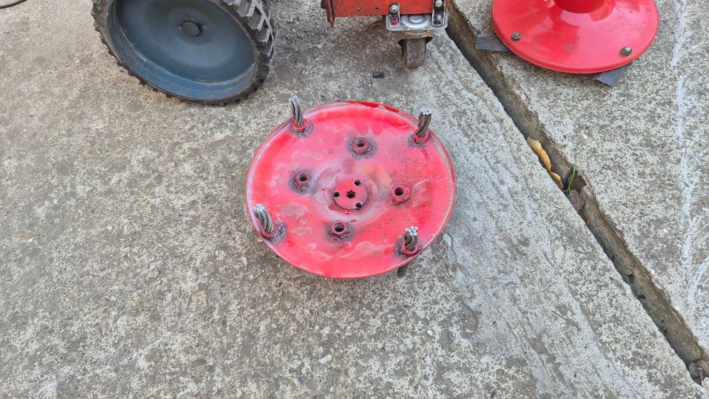 Газонокосарка роторна +щітка