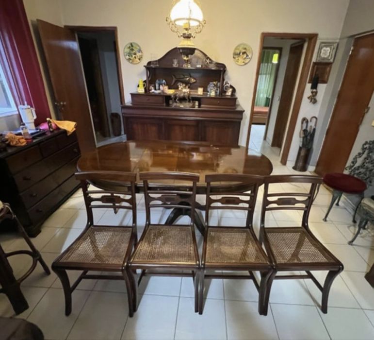 Venda de Recheio / Mobília de Sala e Cozinha (Motivo: Obras)