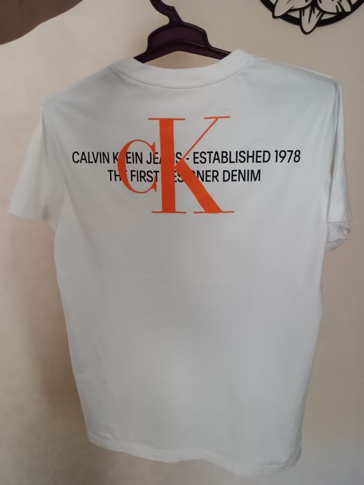 Оригінальна біла футболка Calvin Klein Jeans (M)