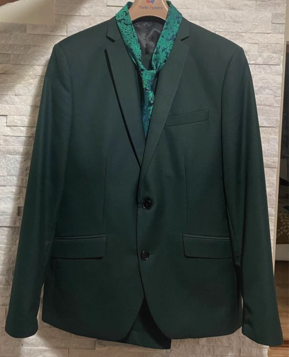 Garnitur w kolorze butelki