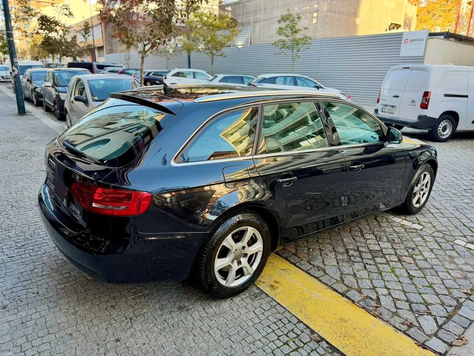 AUDI A4 AVNT 2.0 TDI — photo 4