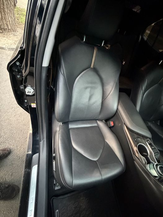 Оригинальный салон,сиденья,сидушка,дверная карта toyota camry 70