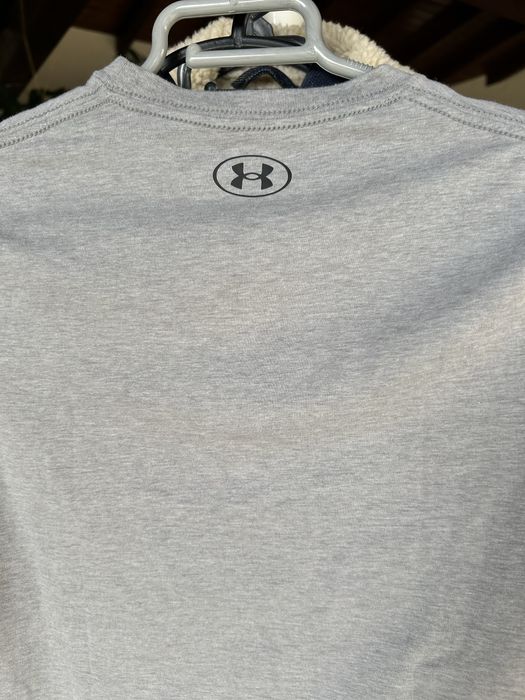 Lote rapaz- Blusão GAP, t-shirt Under Armour (nova) e 2 sweats Tiffosi