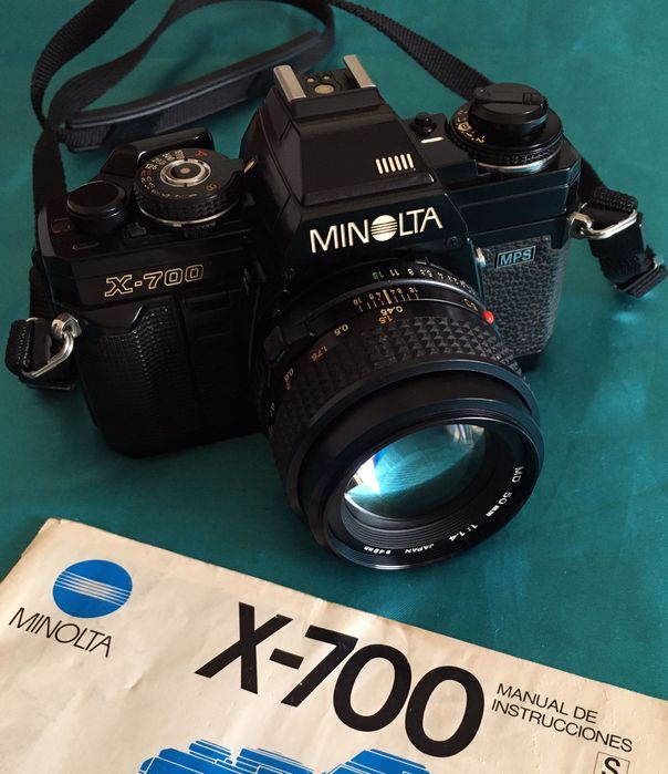 Cãmera fotográfica MINOLTA X-700