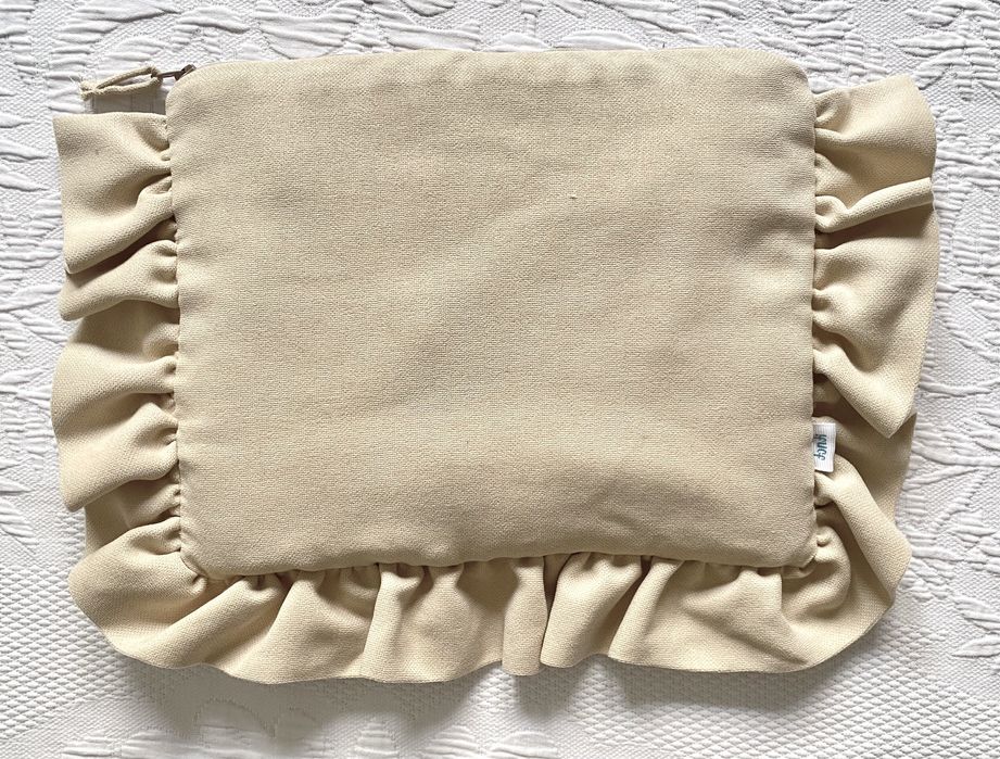 Bolsa folhos creme fonfi