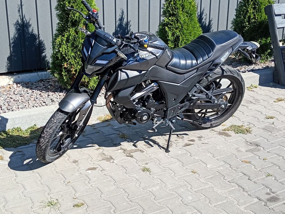 Продаю мотоцкл Spark-250