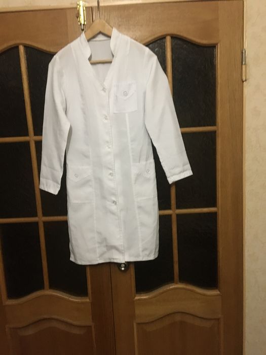 Медицинские халаты. Костюмы Халат мужской рабочийр.56