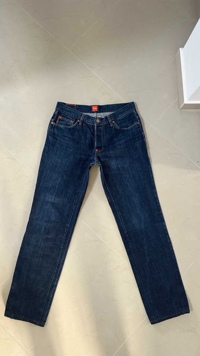 Hugo Boss 32/32 Spodnie Piękne