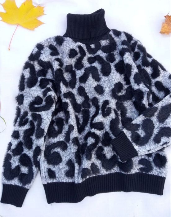 Женский теплый свитер альпака