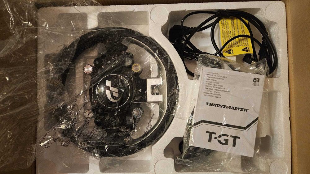 THRUSTMASTER T-GT (semi-novo na caixa)