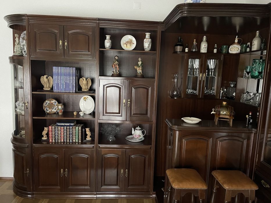 Móvel de sala com bar novo