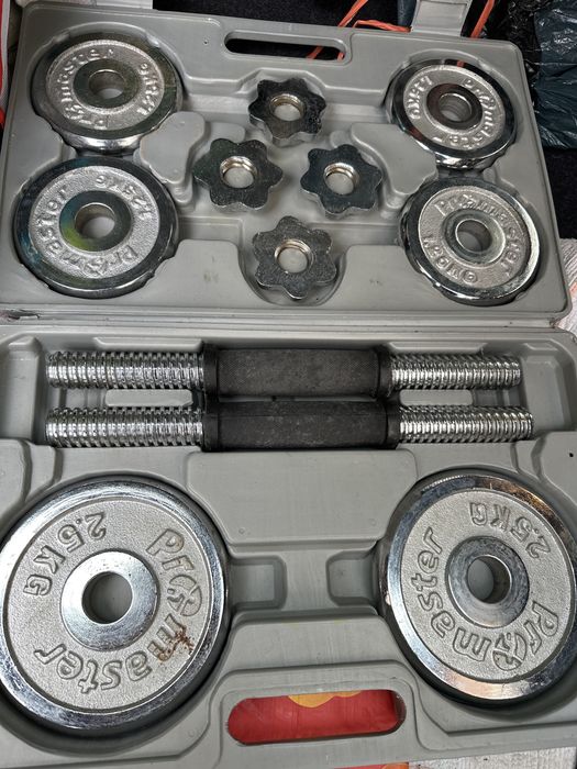 Conjunto halteres cromados com mala