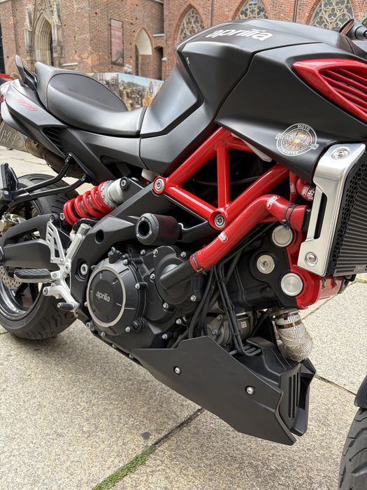 Aprilia shiver 900