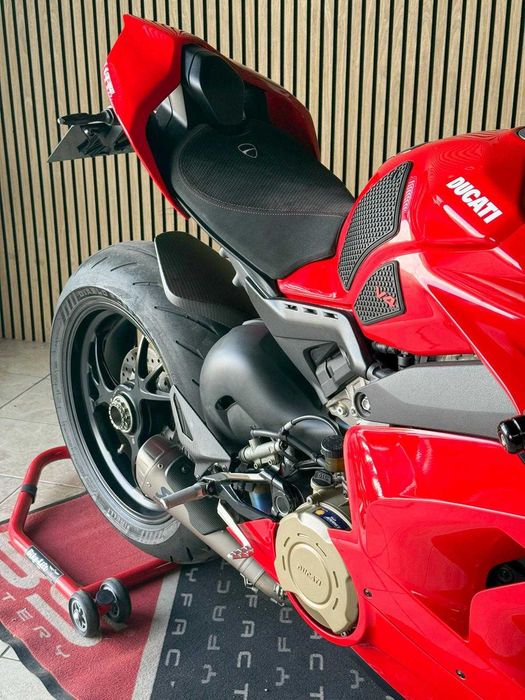 Ducati Panigale V4S