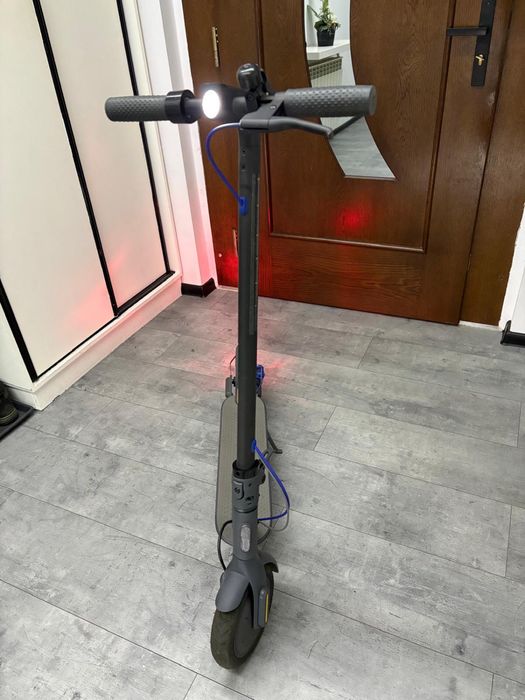 Hulajnoga elektryczna Xiaomi Scoter 3