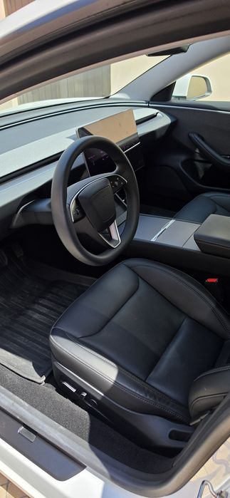 Tesla model 3 highland