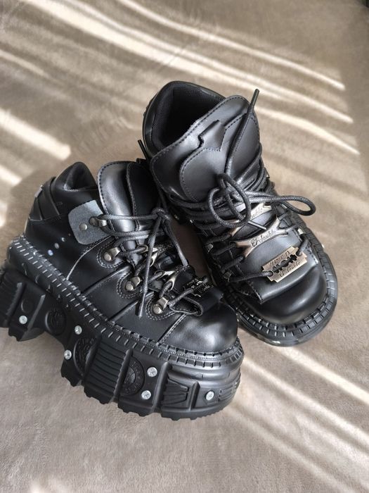 Кросівки стильні екошкіра