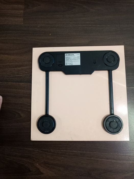 Ваги підлогові DELFA