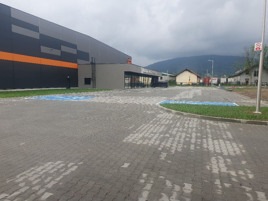 Maszynowe układanie kostki, przemysłowe układanie