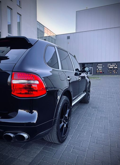Porsche cayenne 4.8 500 koni  3 wl Salon Polska