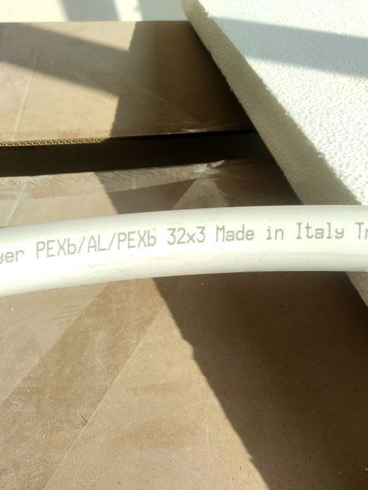 Труба металопластикова 32×3 Італія.