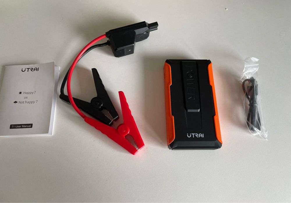 Mocny Booster Jump Starter Rozrusznik Powerbank 1400a