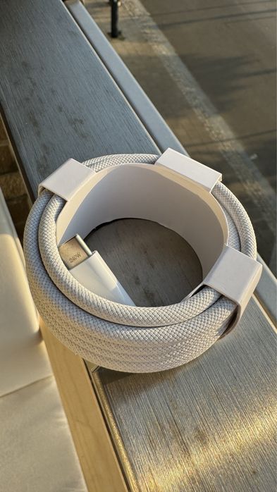 Zestaw Ladowarka 20W+ Kabel Usb-C Usb-C 2M 240W