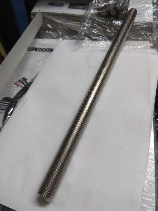 Pręt gwintowany nierdzewny M16 300 mm