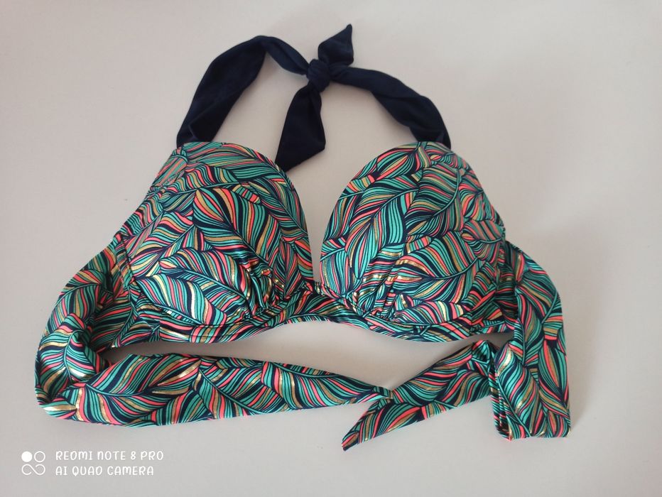 Góra od stroju kąpielowego decathlon