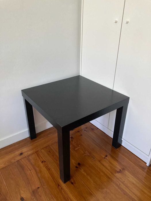 Mesa de apoio preta IKEA LACK
