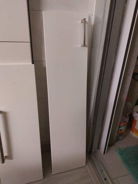 4 frentes de gaveta c/ puchadores + 1 frt de porta + 2 frt de gavetões