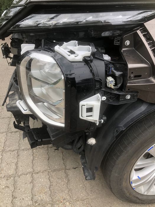 Lampa lewa mitsubishi outlander  IV 2022-