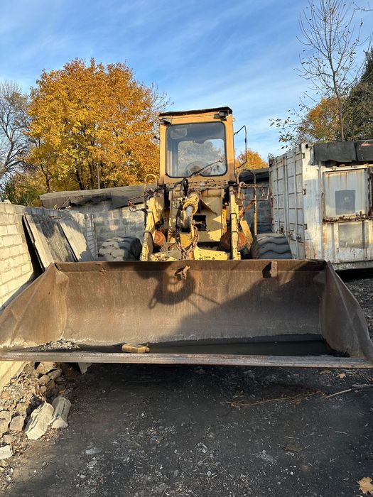 Фронтальный погрузчик