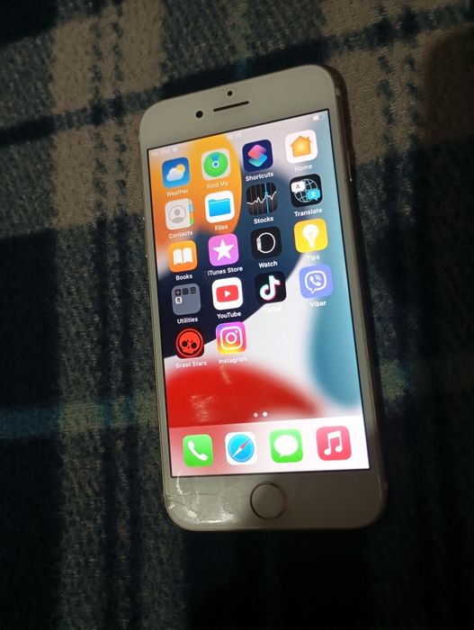 Айфо 7 32 gb в гарному стані