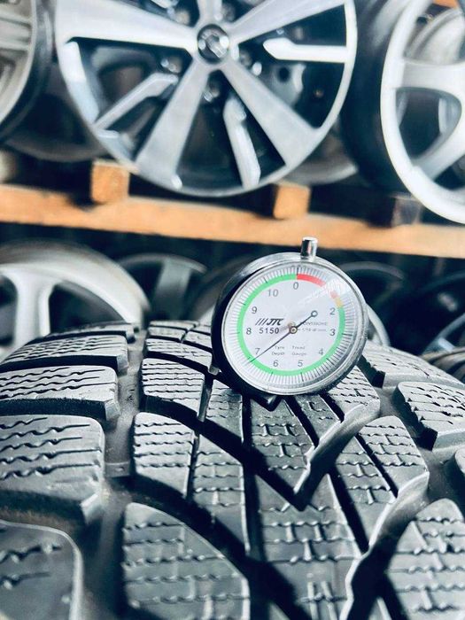 Шини Резина Зимові  225 55 17 Dunlop Sp WinterSport 4D RSC  4шт